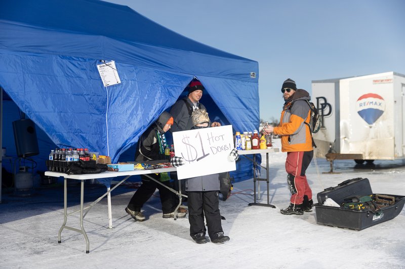 Experience the Thrill of Ice Fishing in the UK with Live Casinos Online